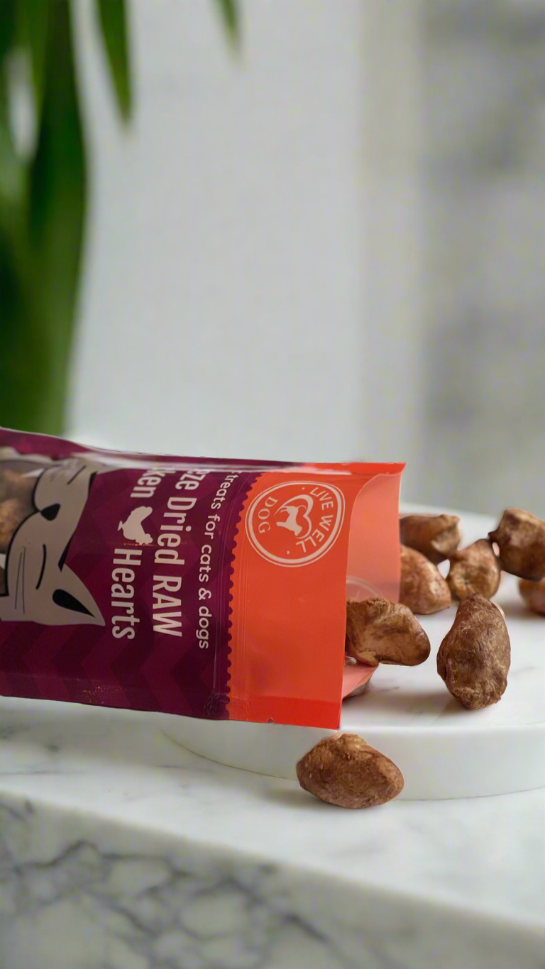 Single-Ingredient Chicken Hearts – Freeze-Dried Dog & Cat Treats